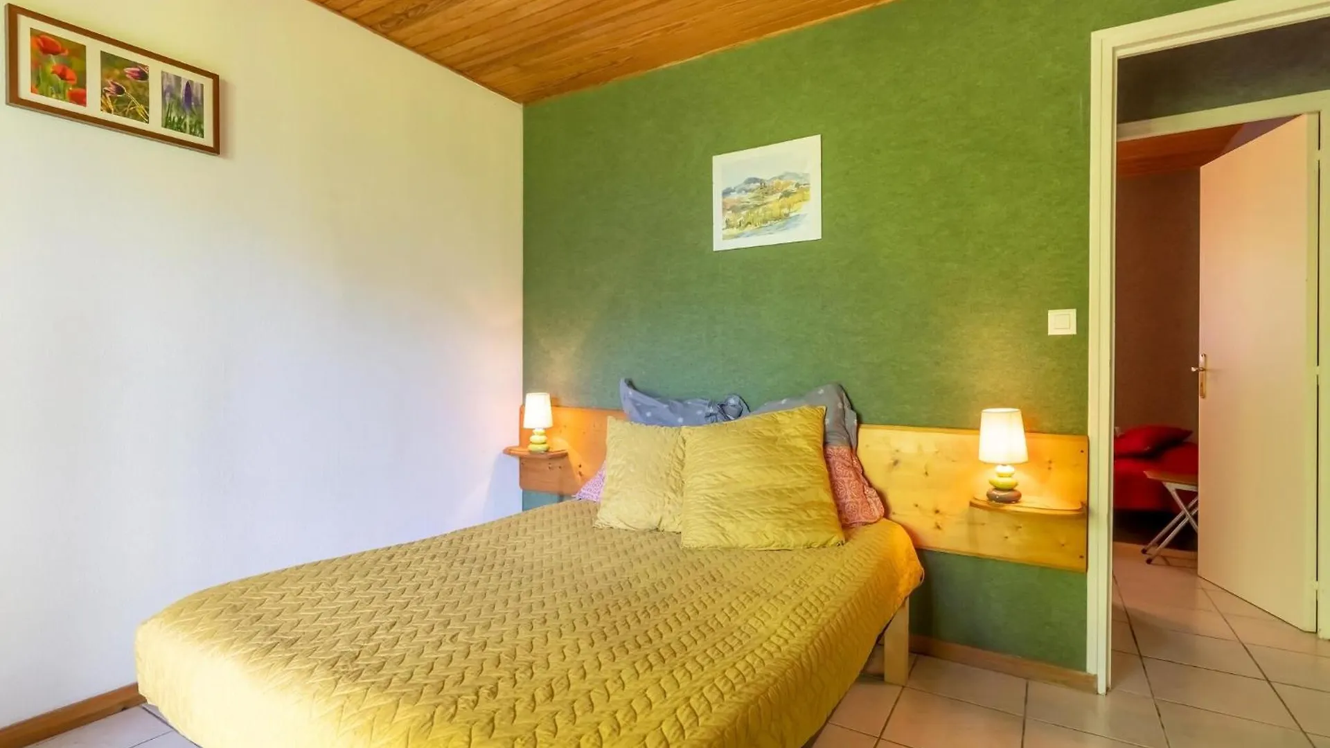 Beautiful Villa In Les Salelles With Private Pool